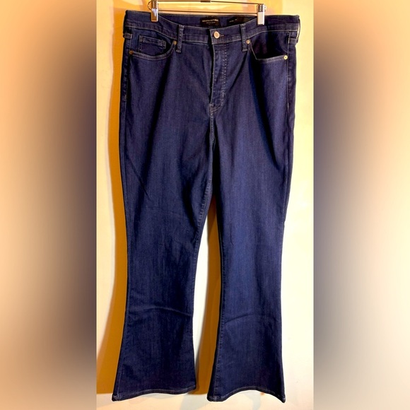 BANANA REPUBLIC Sz 33 High Rise Flare Mid-Wash Jeans Stretchy Comfort - Picture 2 of 13